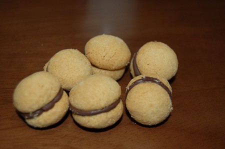 バーチ・ディ・ダーマ　baci di dama